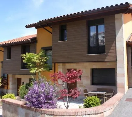 La Boz, Nucleo Turistico Rural Semesteranläggning (resort) San Miguel (Gijon)