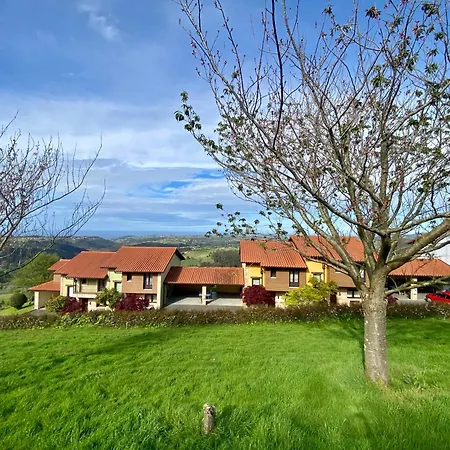 La Boz, Nucleo Turistico Rural 3* San Miguel (Gijon)