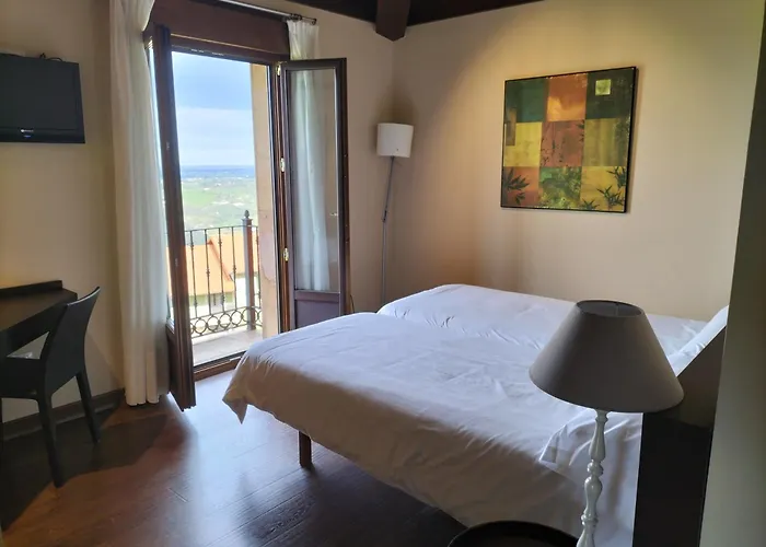 La Boz, Nucleo Turístico Rural 3* San Miguel (Gijon)