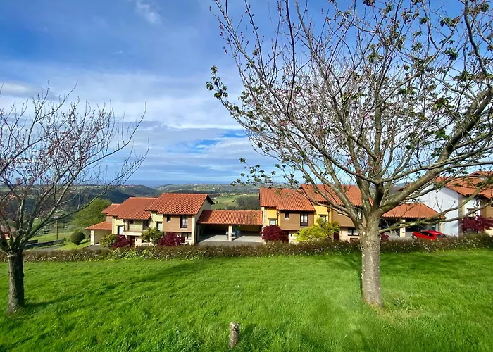 La Boz, Nucleo Turístico Rural 3* San Miguel (Gijon)