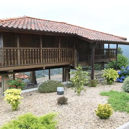 La Boz, Nucleo Turistico Rural אתר נופש San Miguel (Gijon)