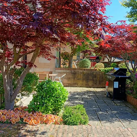 אתר נופש La Boz, Nucleo Turistico Rural San Miguel (Gijon)